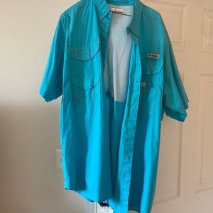 Performance fishing shirt. Only been worn once.